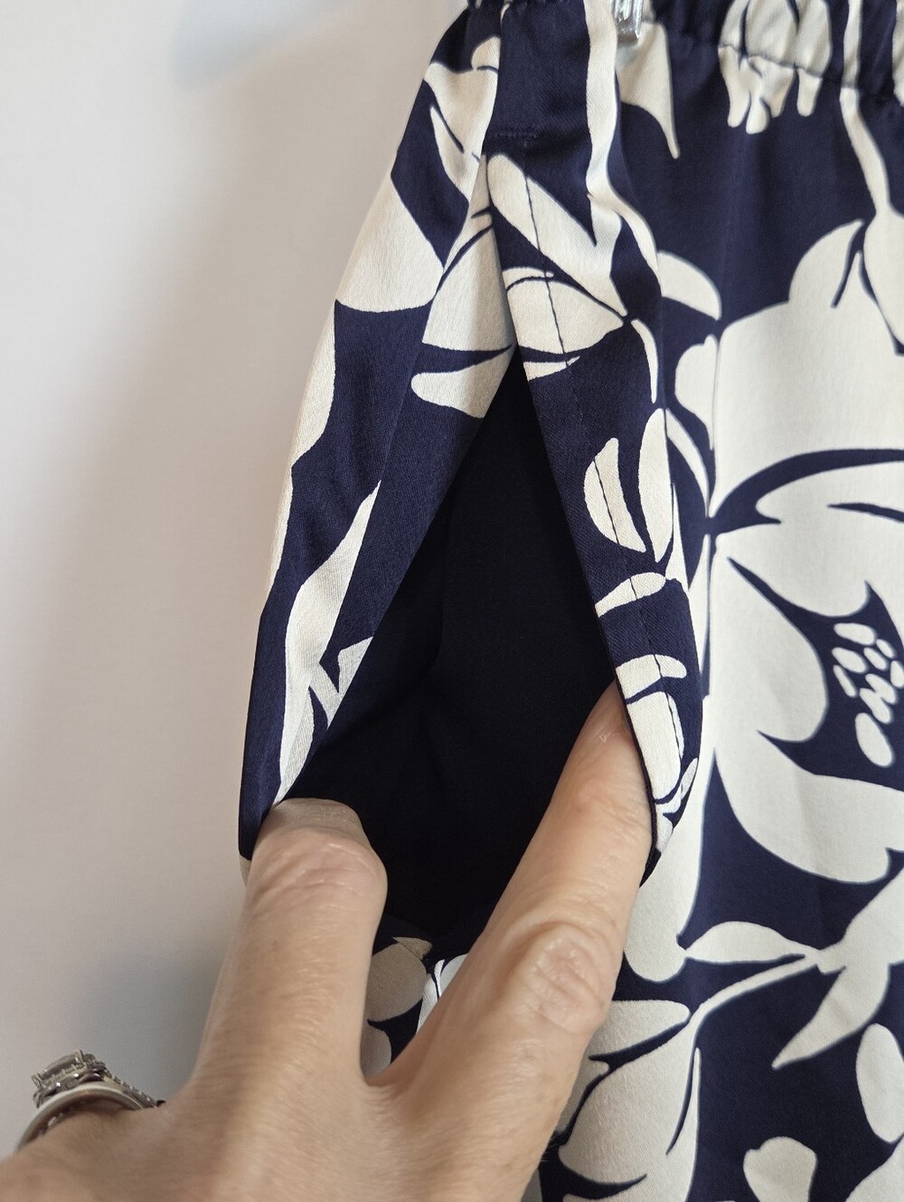 Navy And Cream Floral Wide-Leg Pants - Picture 5 of 14